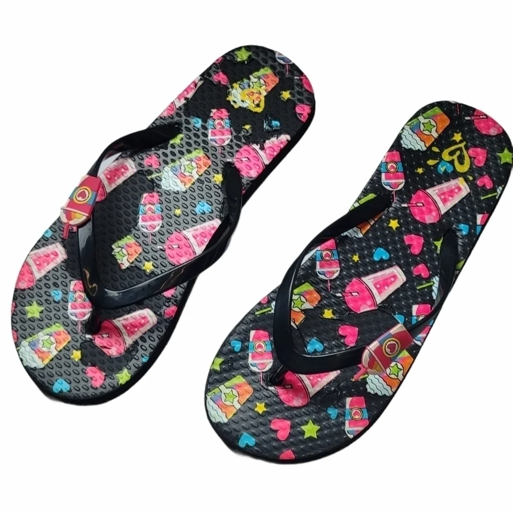 3/$15 Justice Girl's Slurpee Emojie Charmed Flip Flops▪︎ - Picture 9 of 10